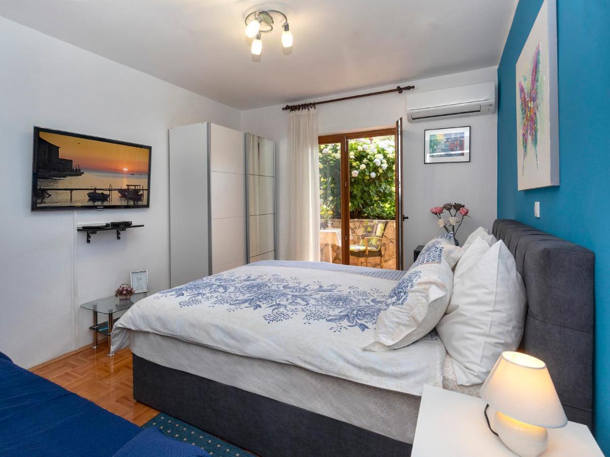 Apartman Ornela Porec Exterior photo